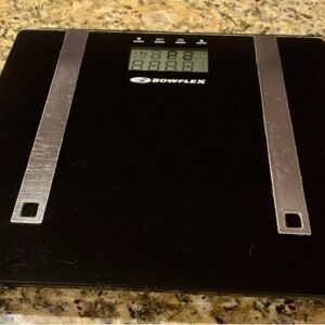 BOWFLEX GLASS BODY FAT SCALE ATHLETE MODE MUSCLE MASS BODY WEIGHT model5728FBBOW